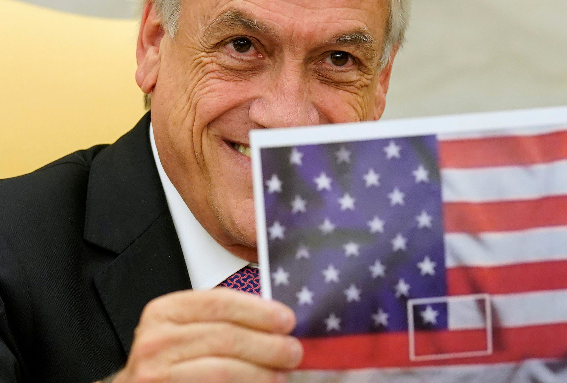 Piñera imprimió un meme para su visita a la Casa Blanca (Reuters)