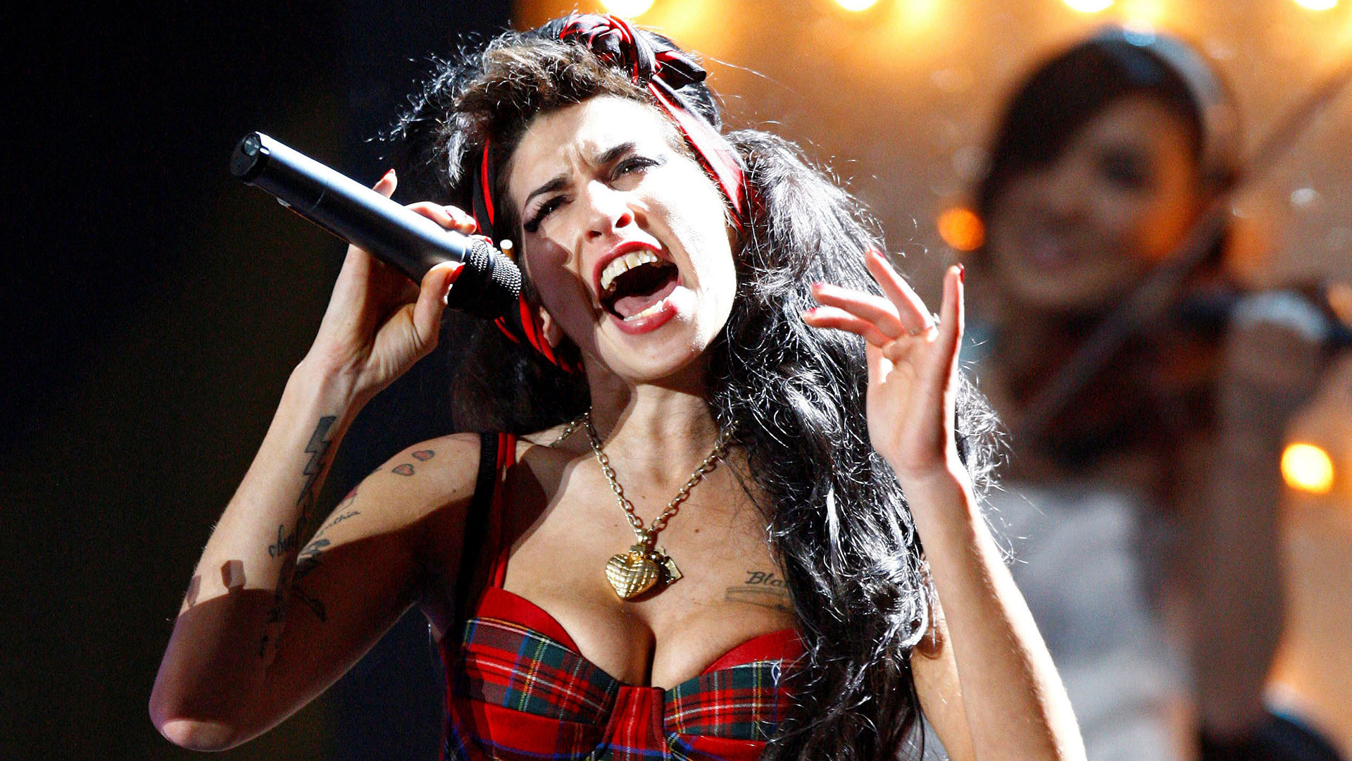 El holograma de Winehouse será proyectado en el escenario frente a una banda en vivo que acompañará la voz de sus grabaciones originales