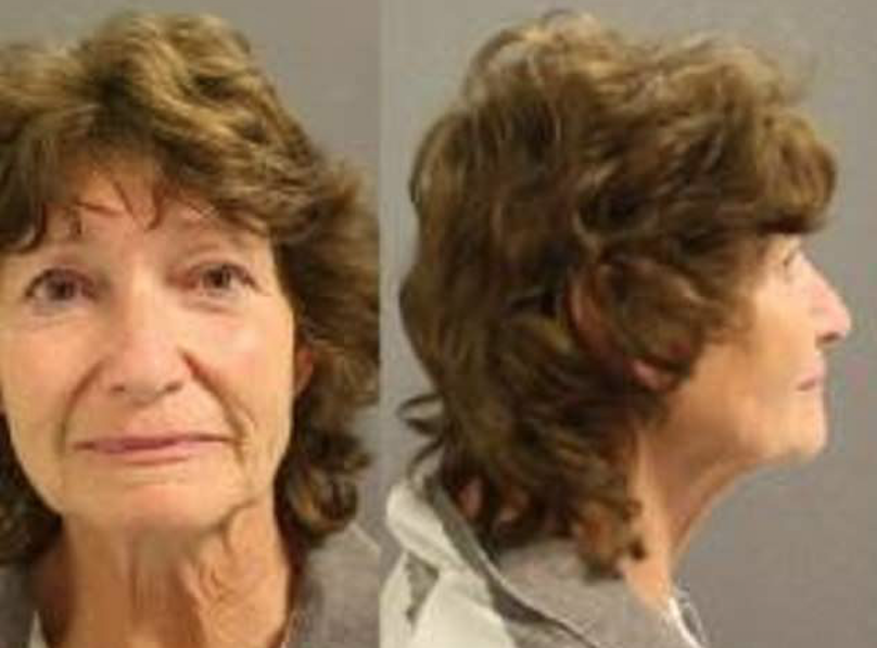 Tras pagar una fianza, Linda Dwire quedó en libertad. (Oficina del Sheriff del Condado de Garfield)