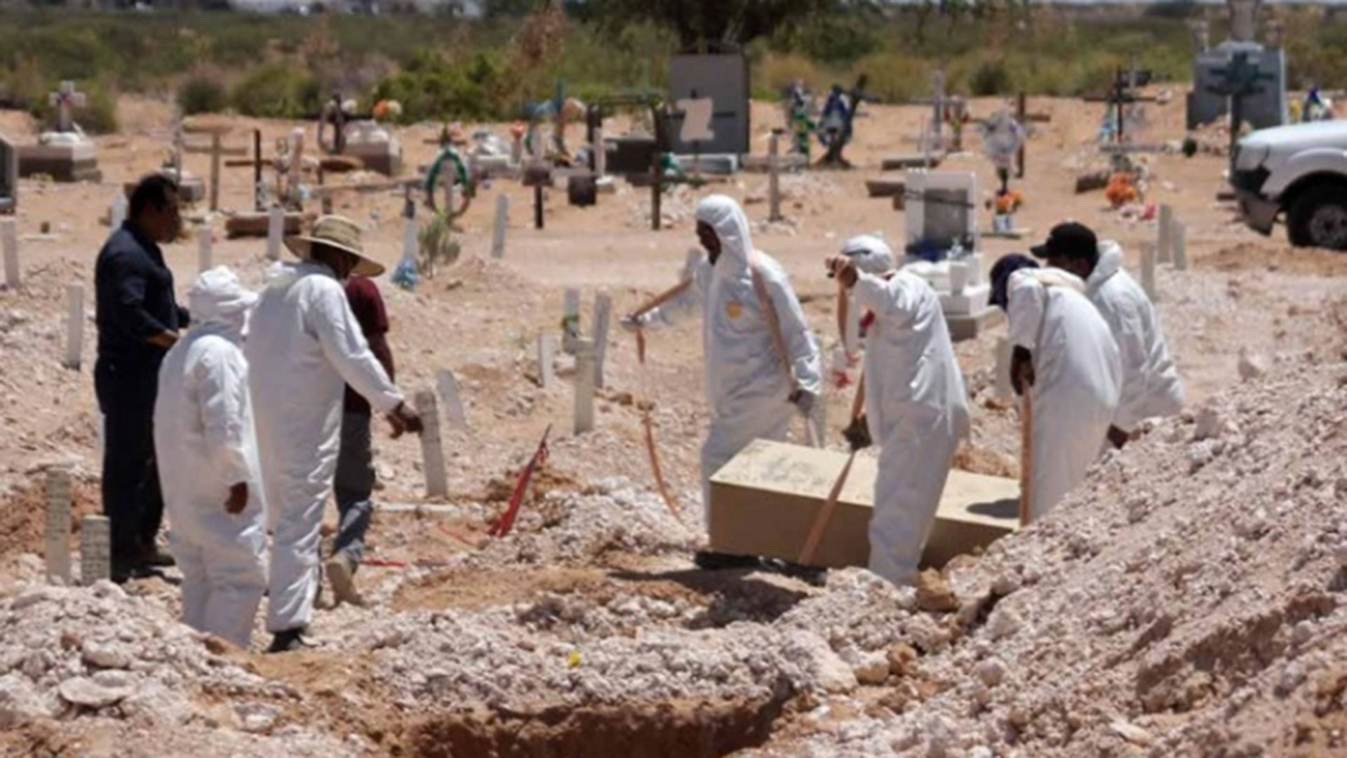 En una semana hallaron 19 cuerpos, dos cráneos, entre otros restos. (Foto: Especial)