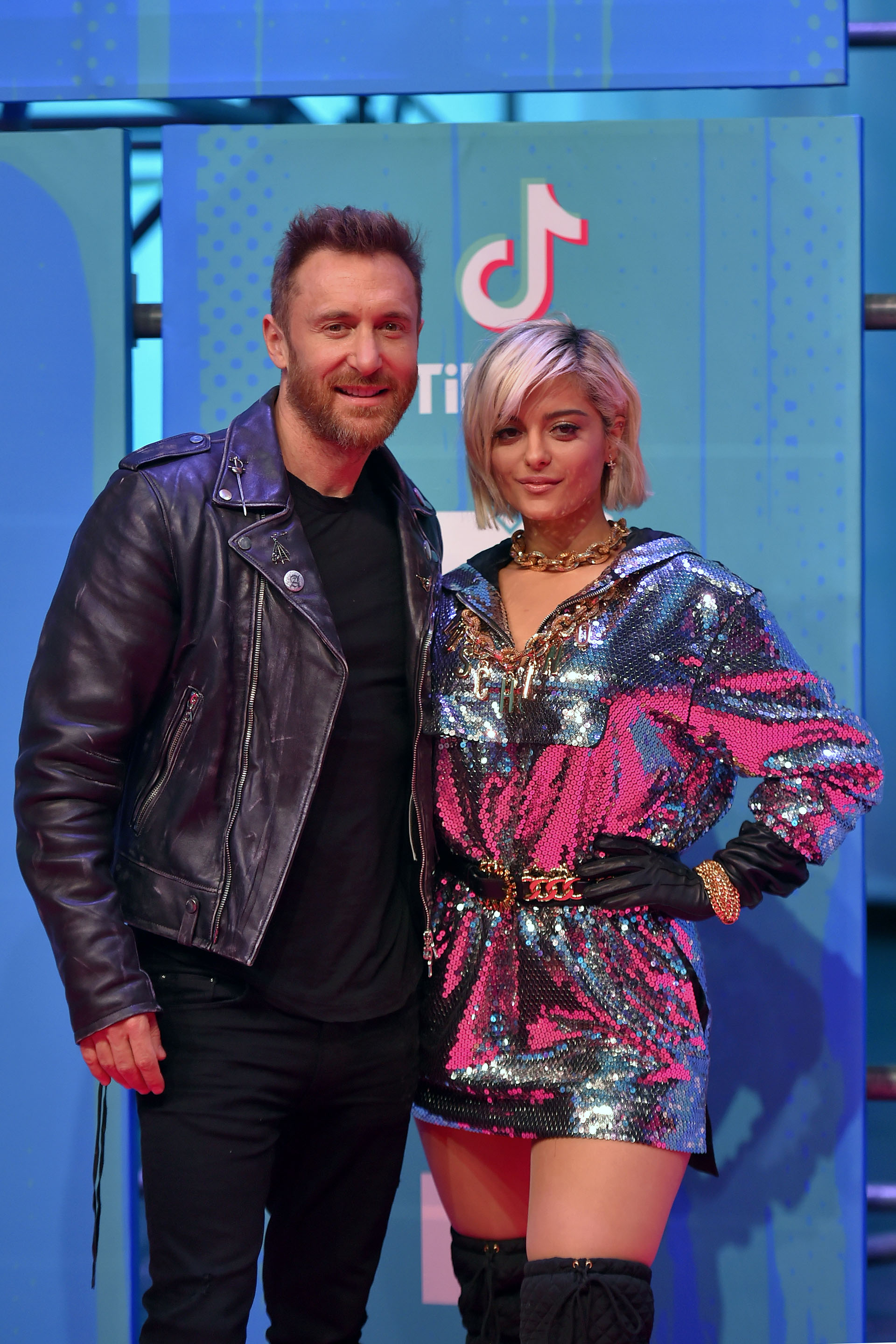 La cantante Bebe Rexha junto al DJ David Guetta