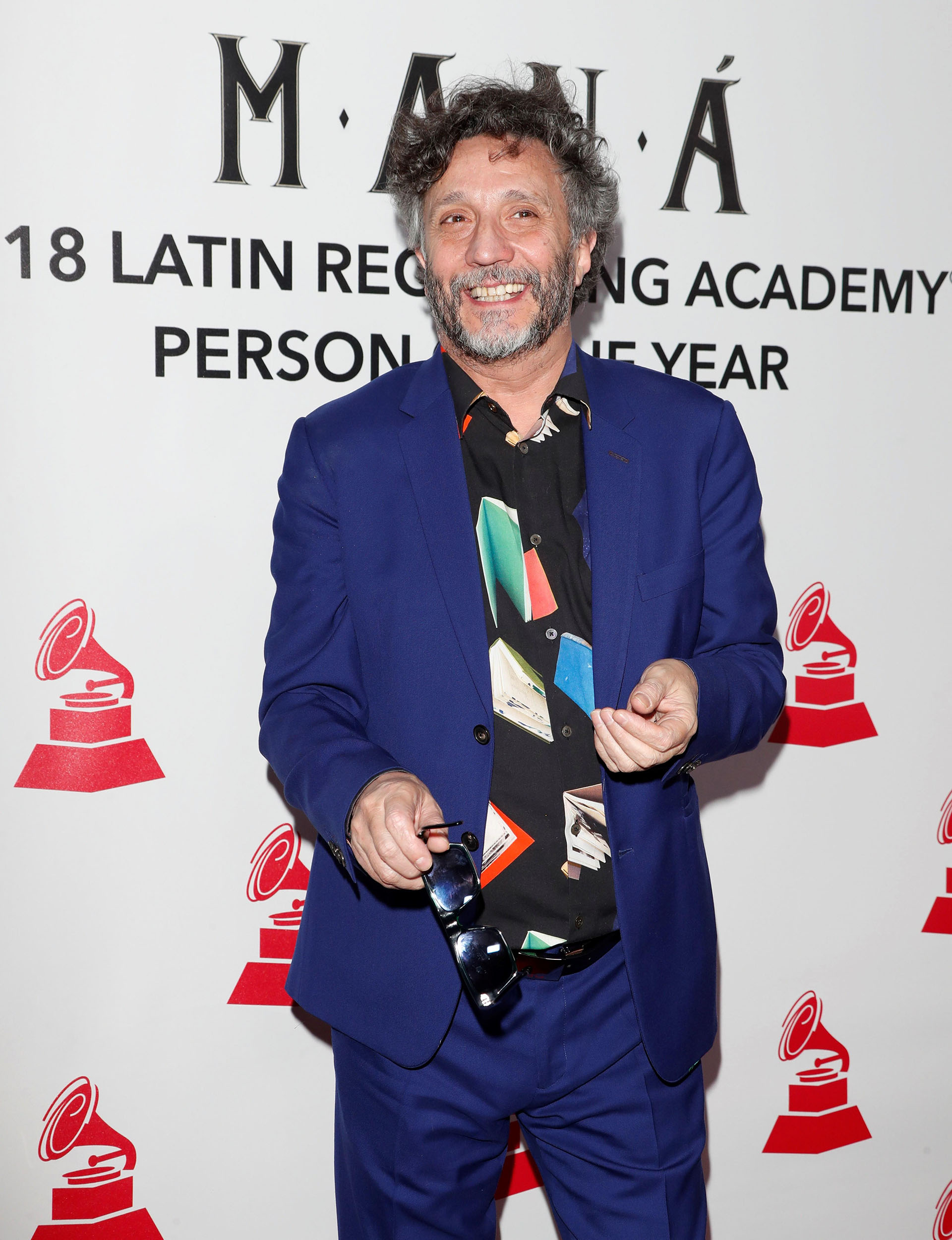 El cantautor argentino Fito Páez antes de recibir su premio como mejor canción de Rock
