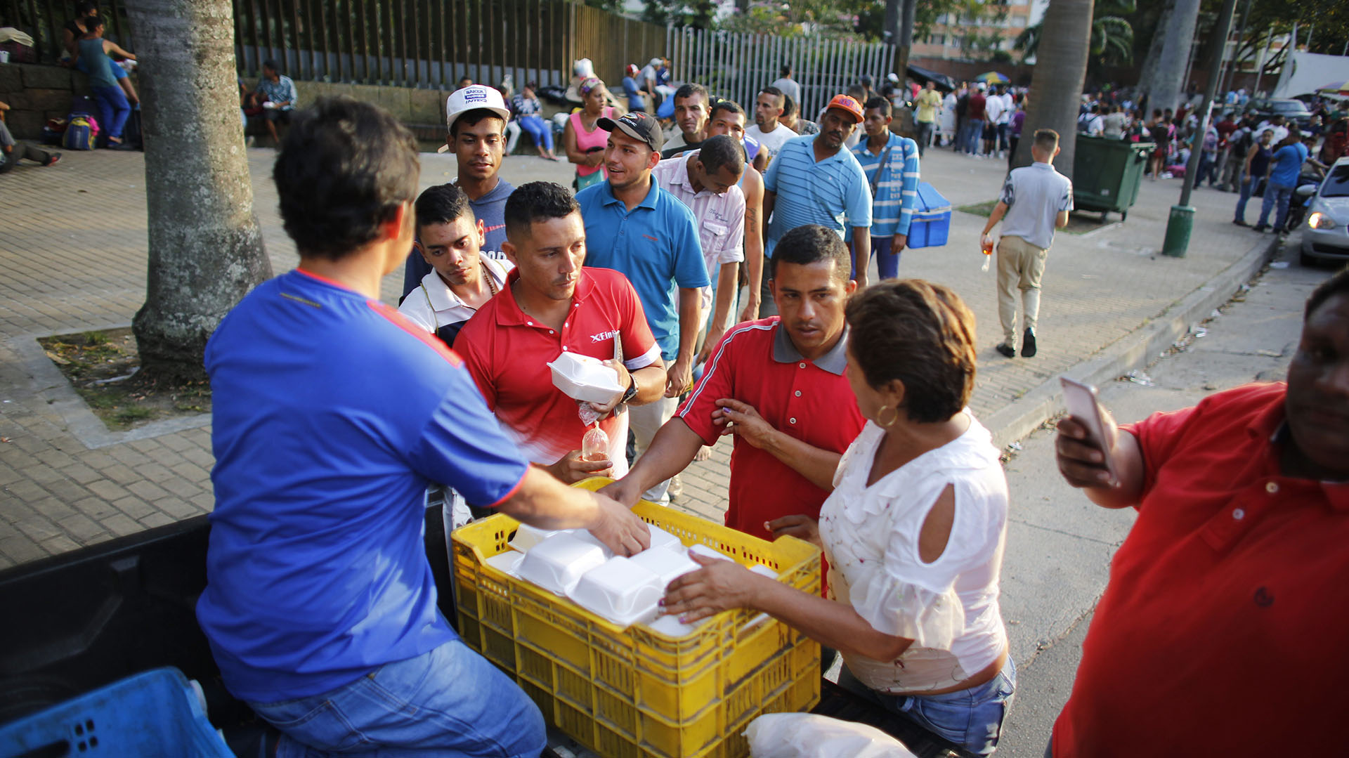 El reportaje de Six se ocupaba de la gran migración venezolana (AP/Ariana Cubillos)