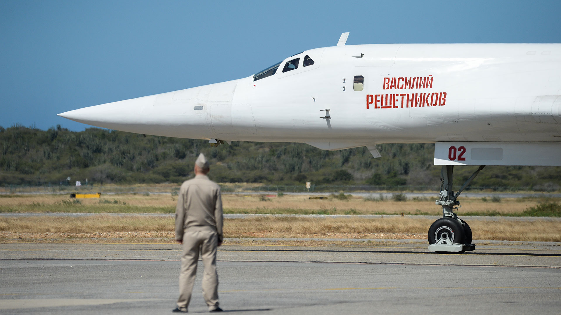 Dos bombarderos nucleares rusos Tu-160 aterrizaron en Venezuela (AFP)