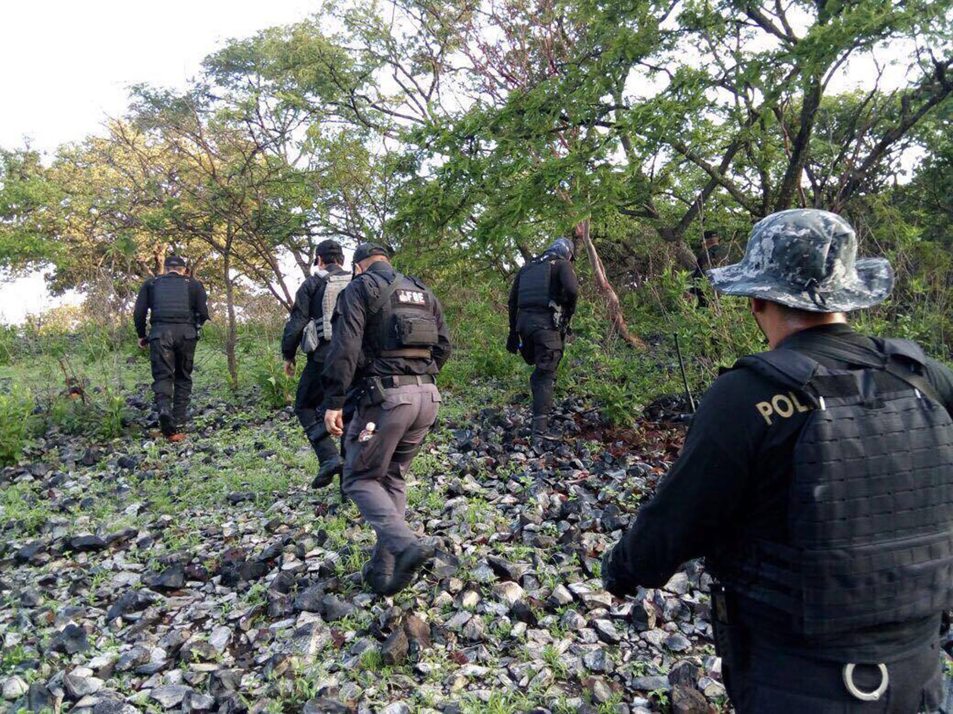 En 2016 la Fiscalía de Jalisco descubrió los primeros campamentos en los que el CJNG entrenaba a los hombres secuestrados (Foto: Archivo/ FGJ)